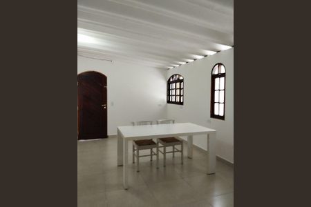 Área externa de casa à venda com 2 quartos, 125m² em Jardim Ana Maria, Santo André