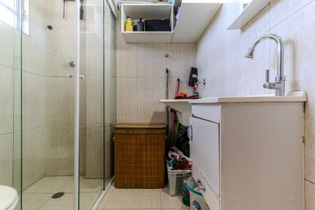 Banheiro de kitnet/studio à venda com 1 quarto, 28m² em Santa Ifigênia, São Paulo