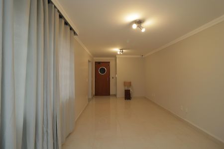 Sala de casa para alugar com 3 quartos, 163m² em Liberdade, São Paulo