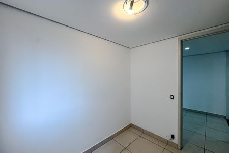 Quarto 2 de apartamento para alugar com 2 quartos, 50m² em Vila Bertioga, São Paulo
