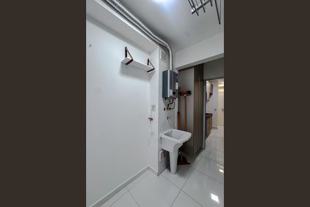 Apartamento à venda com 75m², 2 quartos e 1 vagaÁrea de Serviço