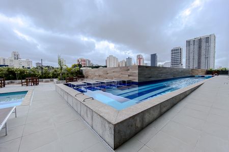 Apartamento à venda com 75m², 2 quartos e 1 vagaÁrea comum - Piscina