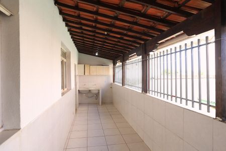 Área de Serviço de casa à venda com 8 quartos, 360m² em Santa Ines, Belo Horizonte
