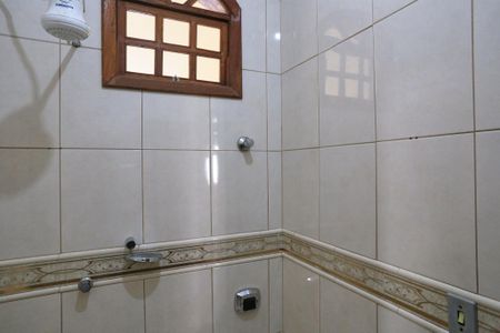 Banheiro de casa à venda com 8 quartos, 360m² em Santa Ines, Belo Horizonte