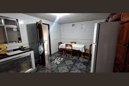 Apartamento à venda com 125m², 3 quartos e 2 vagas Apartamento à venda com 125m², 3 quartos e 2 vagasCozinha