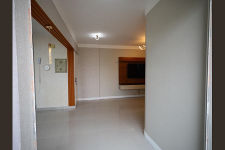 Sala de apartamento à venda com 3 quartos, 75m² em Vila Osasco, Osasco