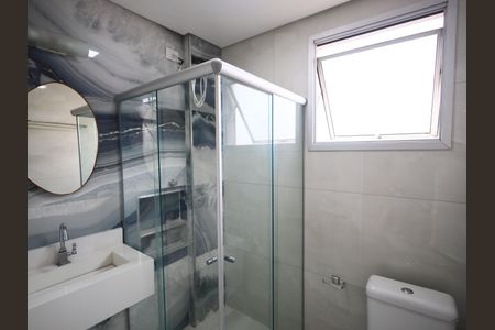 Banheiro de apartamento à venda com 3 quartos, 75m² em Vila Osasco, Osasco