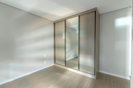 Quarto de apartamento à venda com 2 quartos, 63m² em Lourdes, Belo Horizonte