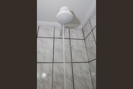 Banheiro de kitnet/studio para alugar com 1 quarto, 20m² em Pompeia, São Paulo