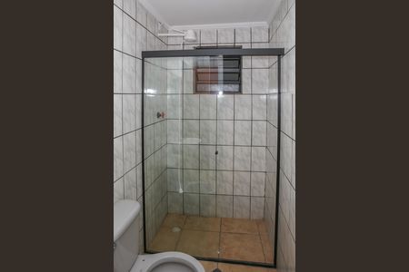 Banheiro de kitnet/studio para alugar com 1 quarto, 20m² em Pompeia, São Paulo