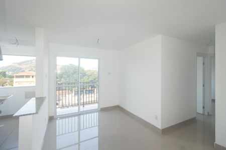 Sala de apartamento para alugar com 2 quartos, 50m² em Campo Grande, Rio de Janeiro