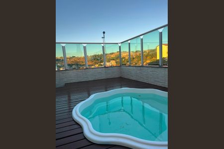 Apartamento à venda com 95m², 2 quartos e 1 vagaÁrea externa