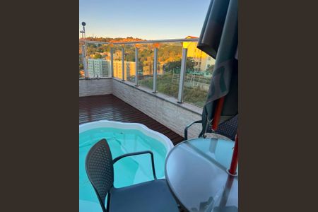 Apartamento à venda com 95m², 2 quartos e 1 vagaÁrea externa