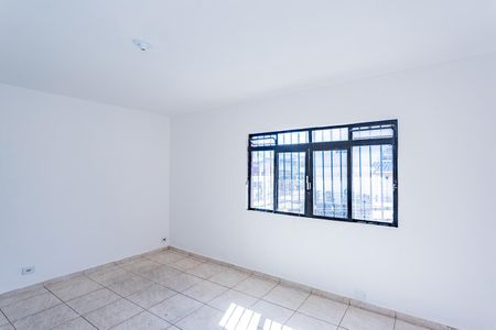 Casa para alugar com 80m², 4 quartos e sem vaga Casa para alugar com 80m², 4 quartos e sem vagaSala