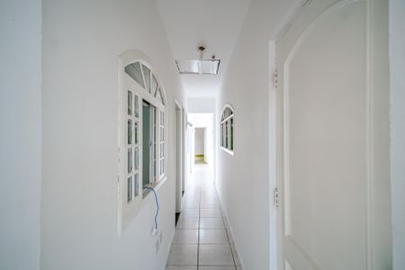 Corredor de casa para alugar com 3 quartos, 119m² em Rio Pequeno, São Paulo