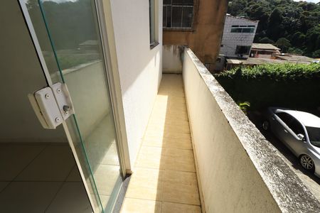 Varanda da sala de casa para alugar com 2 quartos, 59m² em Cabula Vi, Salvador