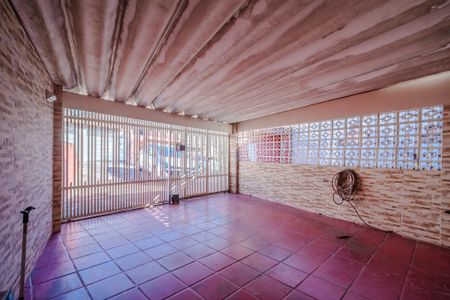 Garagem de casa para alugar com 3 quartos, 121m² em Rio Pequeno, São Paulo