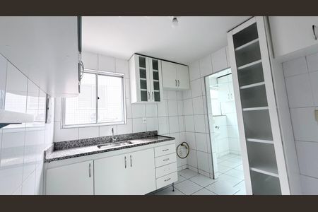 Apartamento à venda com 3 quartos, 98m² em Ipiranga, Belo Horizonte