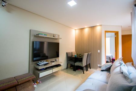 Apartamento à venda com 50m², 2 quartos e 1 vaga Apartamento à venda com 50m², 2 quartos e 1 vagaSala