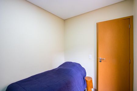 Quarto 2 de apartamento à venda com 2 quartos, 50m² em Parque Bandeirante, Santo André