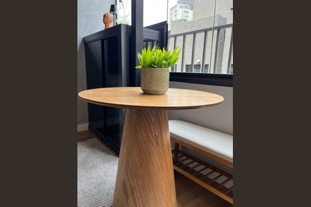Varanda de kitnet/studio à venda com 1 quarto, 24m² em Jardim das Acacias, São Paulo