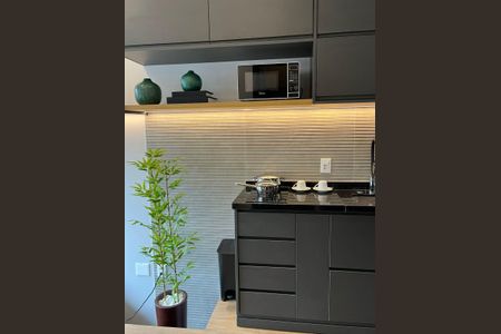 Cozinha de kitnet/studio à venda com 1 quarto, 24m² em Jardim das Acacias, São Paulo