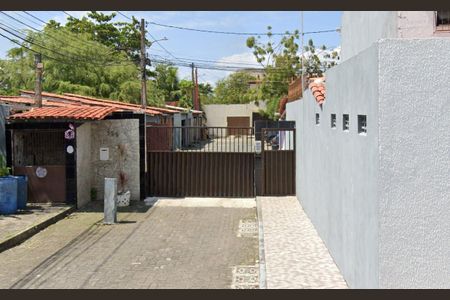 Casa para alugar com 120m², 3 quartos e 1 vaga Casa para alugar com 120m², 3 quartos e 1 vagaFachada