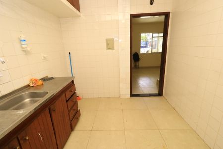 Casa para alugar com 120m², 3 quartos e 1 vaga Casa para alugar com 120m², 3 quartos e 1 vagaCozinha