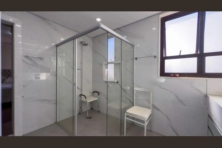 Apartamento para alugar com 280m², 4 quartos e 3 vagas Apartamento para alugar com 280m², 4 quartos e 3 vagasBanheiro