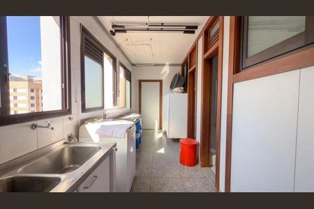 Área de serviço de apartamento para alugar com 4 quartos, 280m² em Lourdes, Belo Horizonte