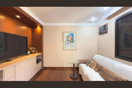 Apartamento para alugar com 280m², 4 quartos e 3 vagas Apartamento para alugar com 280m², 4 quartos e 3 vagasSala