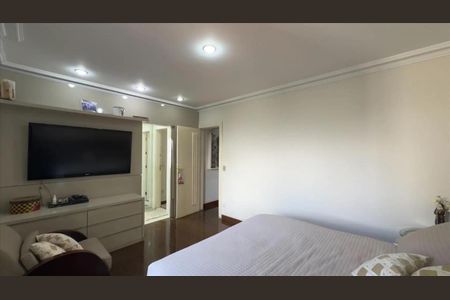 Apartamento para alugar com 280m², 4 quartos e 3 vagas Apartamento para alugar com 280m², 4 quartos e 3 vagasQuarto