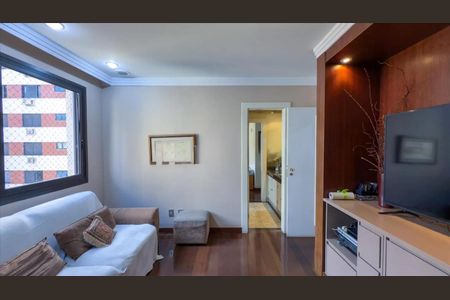 Apartamento para alugar com 280m², 4 quartos e 3 vagas Apartamento para alugar com 280m², 4 quartos e 3 vagasSala