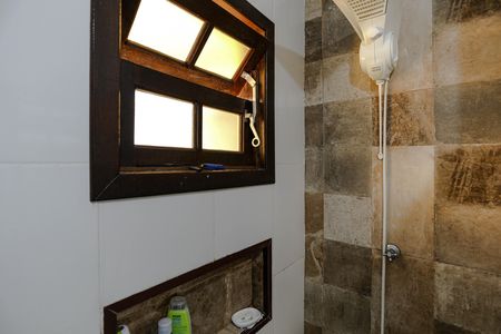Casa para alugar com 79m², 3 quartos e 3 vagasBanheiro