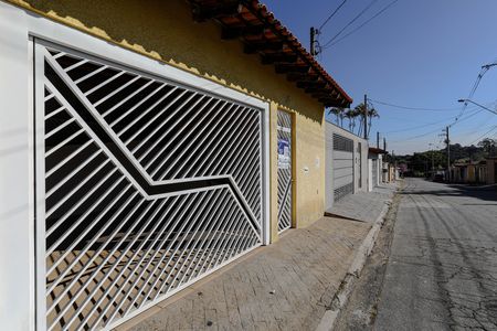 Casa para alugar com 79m², 3 quartos e 3 vagasFachada