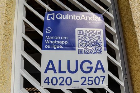 Plaquinha de casa para alugar com 3 quartos, 79m² em Conjunto Habitacional Sao Sebastiao, Mogi das Cruzes