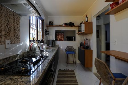 Casa para alugar com 79m², 3 quartos e 3 vagasCozinha