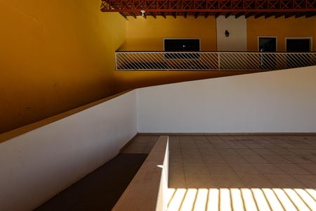 Casa para alugar com 79m², 3 quartos e 3 vagasGaragem