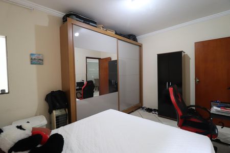 Quarto 4 de casa para alugar com 4 quartos, 243m² em Marta Helena, Uberlândia