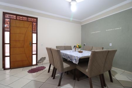 Sala de casa para alugar com 4 quartos, 243m² em Marta Helena, Uberlândia