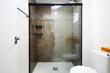 Apartamento para alugar com 51m², 2 quartos e 1 vaga Apartamento para alugar com 51m², 2 quartos e 1 vagaBanheiro