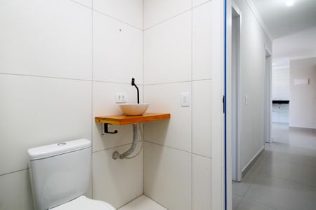Apartamento para alugar com 51m², 2 quartos e 1 vaga Apartamento para alugar com 51m², 2 quartos e 1 vagaBanheiro