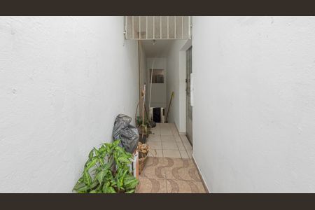 Casa para alugar com 30m², 1 quarto e sem vaga Casa para alugar com 30m², 1 quarto e sem vagaEntrada