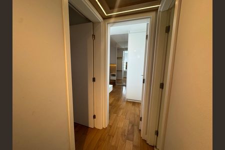 Apartamento à venda com 67m², 2 quartos e 1 vagaCorredor
