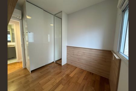 Apartamento à venda com 67m², 2 quartos e 1 vagaQuarto 2