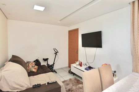 Sala de apartamento à venda com 2 quartos, 44m² em Tropical, Contagem