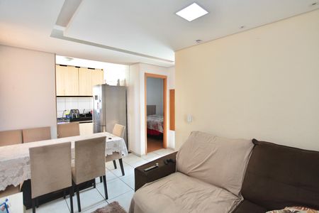 Sala de apartamento à venda com 2 quartos, 44m² em Tropical, Contagem