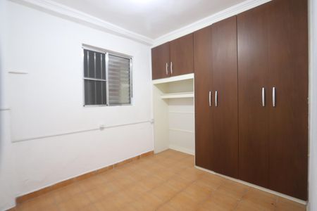 Quarto 2 de casa à venda com 2 quartos, 120m² em Jardim Guairaca, São Paulo