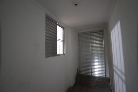 Lavanderia de casa à venda com 2 quartos, 120m² em Jardim Guairaca, São Paulo