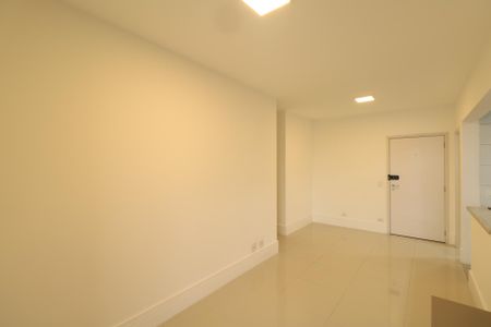 Sala de apartamento para alugar com 2 quartos, 75m² em Barcelona, São Caetano do Sul